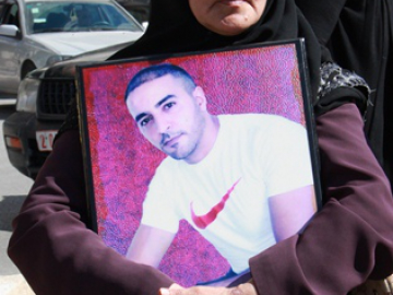 It is not only the prisoner who suffers as a result of detention; it also has a significant impact upon their families. All detentions bring emotional turmoil and financial strain to the detainee’s family. However, when the prisoner is subjected to grave violations of human rights, as in many of the cases of Palestinian prisoners in Israeli prisons, it increases the strain on their loved ones who often feel powerless.